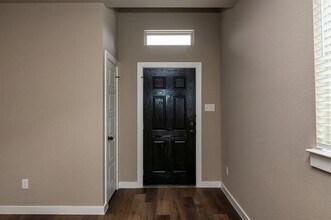 636 Harvest Moon Dr in Venus, TX - Building Photo - Building Photo