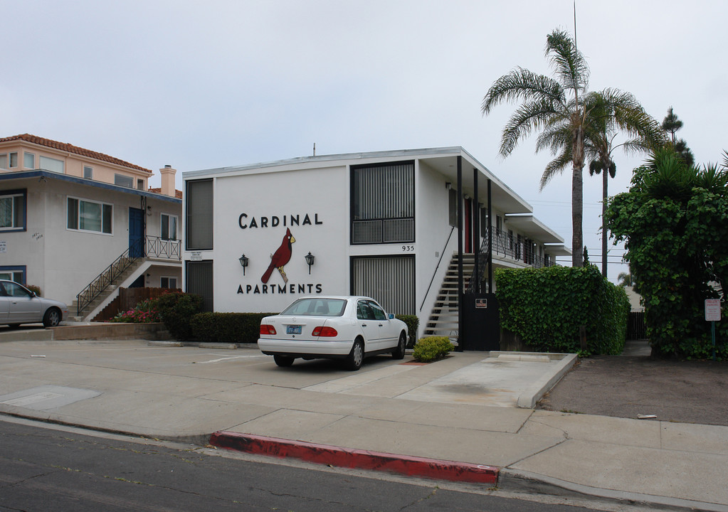Cardinal Apartments in San Diego, CA - Foto de edificio