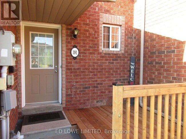 191 Dunsmore Ln in Barrie, ON - Building Photo - Building Photo