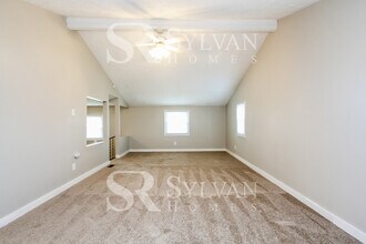 10 Whitewood Ct in Beech Grove, IN - Building Photo - Building Photo