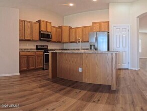 22156 N Sunset Dr in Maricopa, AZ - Building Photo - Building Photo