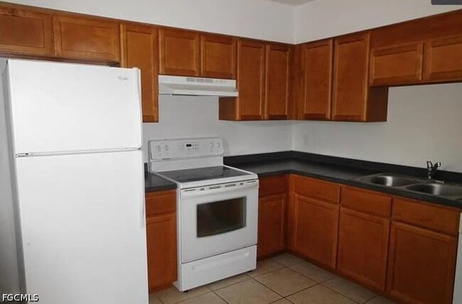 property at 4777 Orange Grove Blvd
