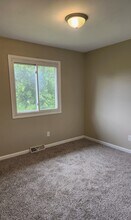 1617 Jackson St in Stoughton, WI - Building Photo - Building Photo