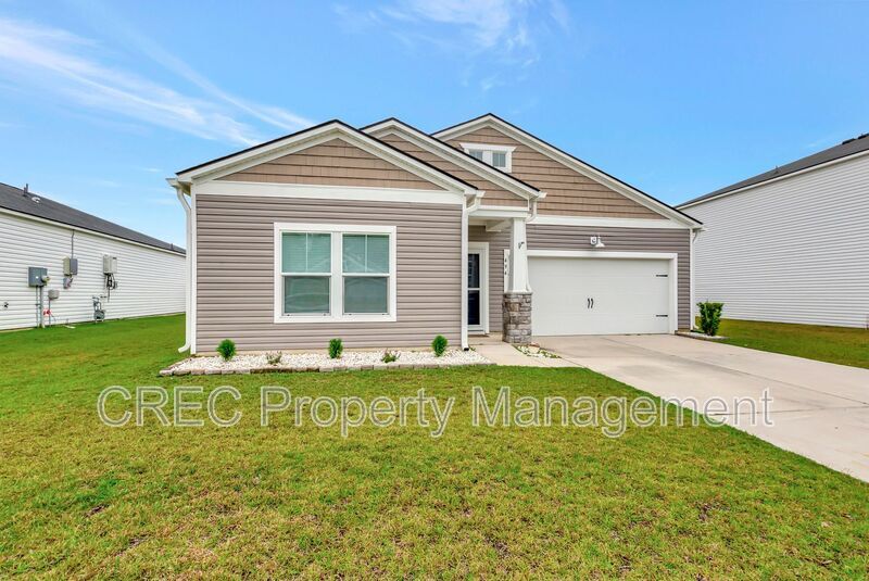 494 Spanish Wells Rd in Summerville, SC - Building Photo