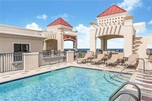 2409 N Ocean Blvd in Fort Lauderdale, FL - Building Photo