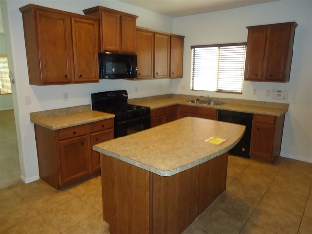 14610 W Acapulco Ln in Surprise, AZ - Building Photo - Building Photo