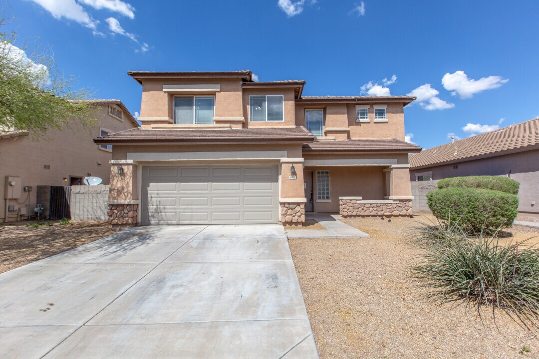 4572 E County Down Dr in Chandler, AZ - Building Photo