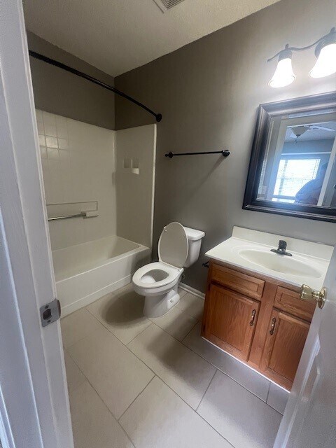 9026 Four Mile Creek Road in Charlotte, NC - Building Photo - Building Photo