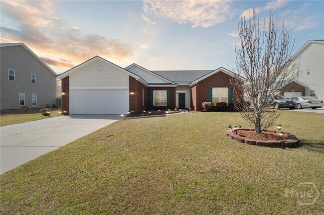 property at 117 Greyfield Cir
