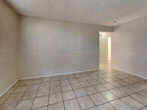 15117 Avalon Ave in Clearwater, FL - Building Photo - Building Photo