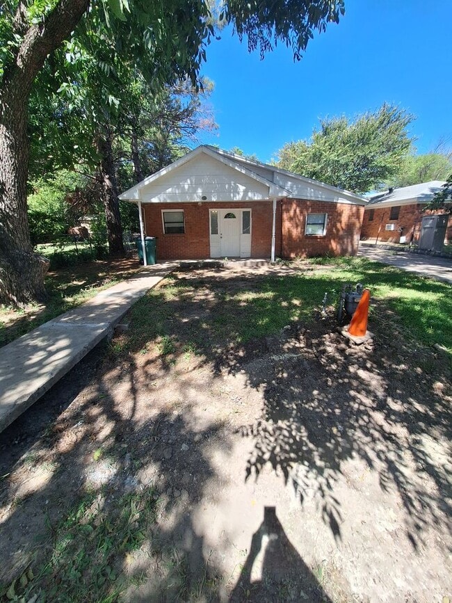property at 418 Pine St