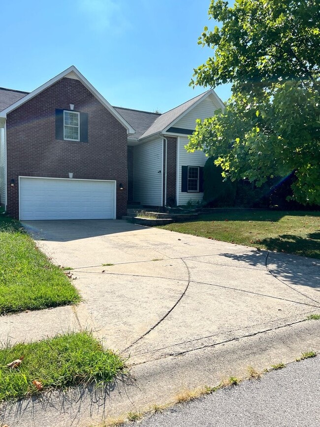 property at 2759 Ridgepole Dr