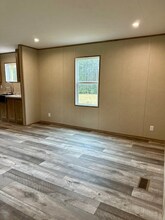 2103 Terrys Creek Rd in Magnolia, MS - Foto de edificio - Building Photo