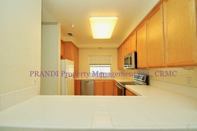 1587 S Novato Blvd in Novato, CA - Building Photo - Building Photo