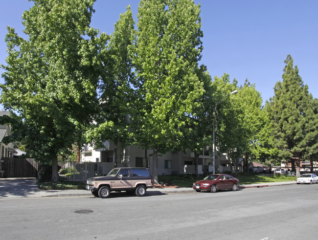 Crescent Terrace Senior Apartments in Sunnyvale, CA - Building Photo - Building Photo