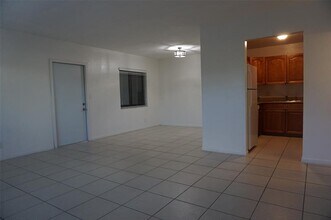 2201 NE 36th St in Lighthouse Point, FL - Building Photo - Building Photo
