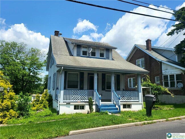 5011 Hamilton Blvd in Wescosville, PA - Building Photo - Building Photo