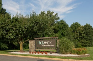 20 Church Rd in Maple Shade, NJ - Building Photo