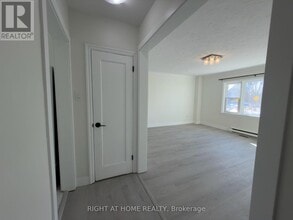 55 Glendale Ave in Ottawa, ON - Building Photo - Building Photo