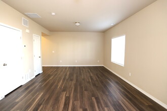 7220 Boreal Dr in Colorado Springs, CO - Foto de edificio - Building Photo