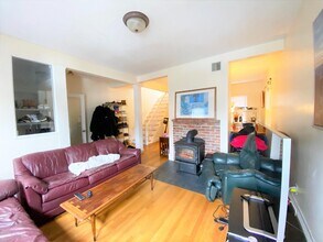 24 Watson St in Cambridge, MA - Building Photo - Building Photo