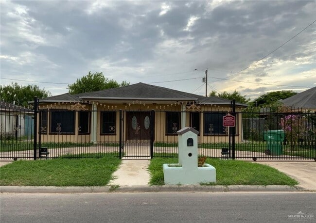 property at 6804 S Naranja Ln
