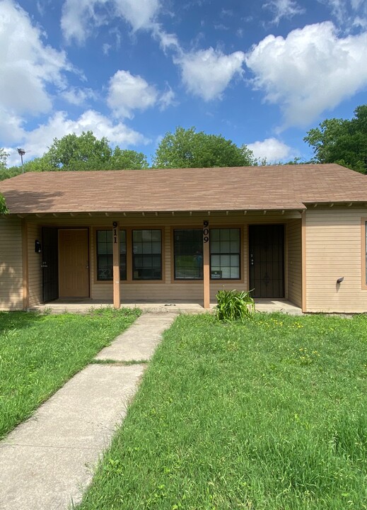 911 Estelle Ave in Killeen, TX - Building Photo