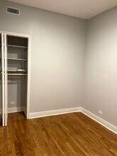 2216 W Belmont Ave, Unit 1R in Chicago, IL - Building Photo - Building Photo