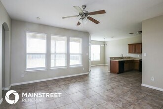 209 Kennedy Dr in Crowley, TX - Building Photo - Building Photo