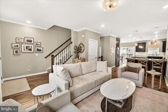 22739 Tate St in Clarksburg, MD - Foto de edificio - Building Photo