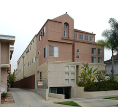1546 HI Point in Los Angeles, CA - Foto de edificio - Building Photo