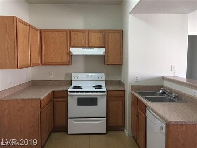 property at 2151 Hussium Hills St