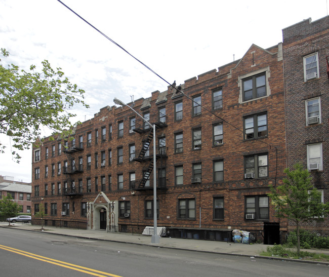 1026-1030 Willmohr St in Brooklyn, NY - Foto de edificio - Building Photo