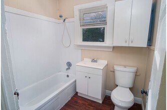 610 Belmont in San Antonio, TX - Building Photo - Building Photo