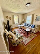 2402 Bradley Ave in Louisville, KY - Building Photo - Building Photo