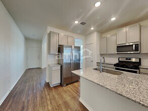 457 Pebble Bend in New Braunfels, TX - Building Photo - Building Photo