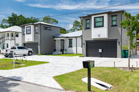 Twin Palms in Naples, FL - Foto de edificio - Building Photo