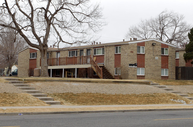 Dahlia Street Apartments