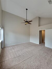 2023 Gentryside Dr photo'