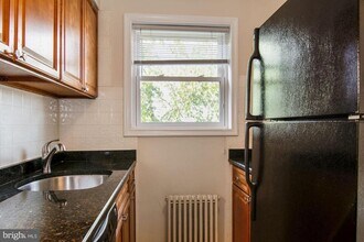 1410 N Quinn St in Arlington, VA - Building Photo - Building Photo