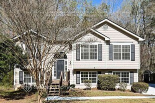 321 Honeysuckle Terrace in Auburn, GA - Building Photo