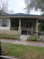 1257 W 25th St in Jacksonville, FL - Building Photo