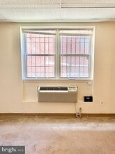 3030 Wisconsin Ave NW in Washington, DC - Building Photo - Building Photo