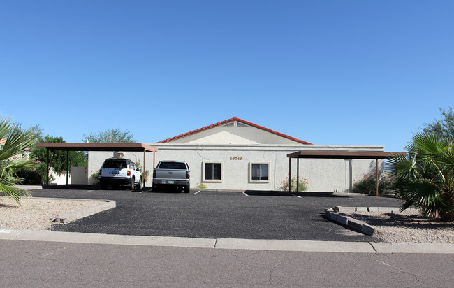 16746 N Almont Dr in Fountain Hills, AZ - Building Photo - Building Photo