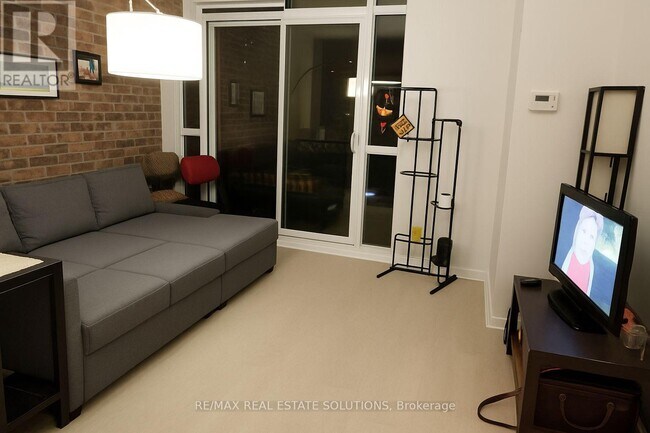 88 Colgate Ave in Toronto, ON - Building Photo - Building Photo