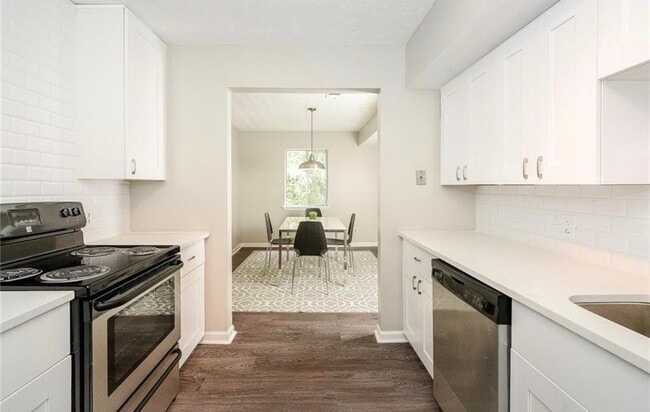 property at 2394 Lawrenceville Hwy