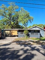 4730 68th Ln N in St. Petersburg, FL - Building Photo