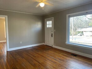 136 Beaumont St in Martin, TN - Building Photo - Building Photo