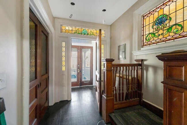 385 Fairmount Ave in Jersey City, NJ - Building Photo - Building Photo