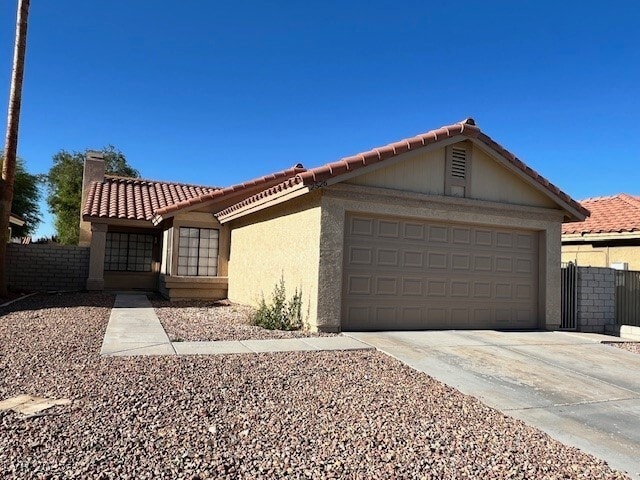 2526 Wolverton Ave in Henderson, NV - Building Photo - Building Photo